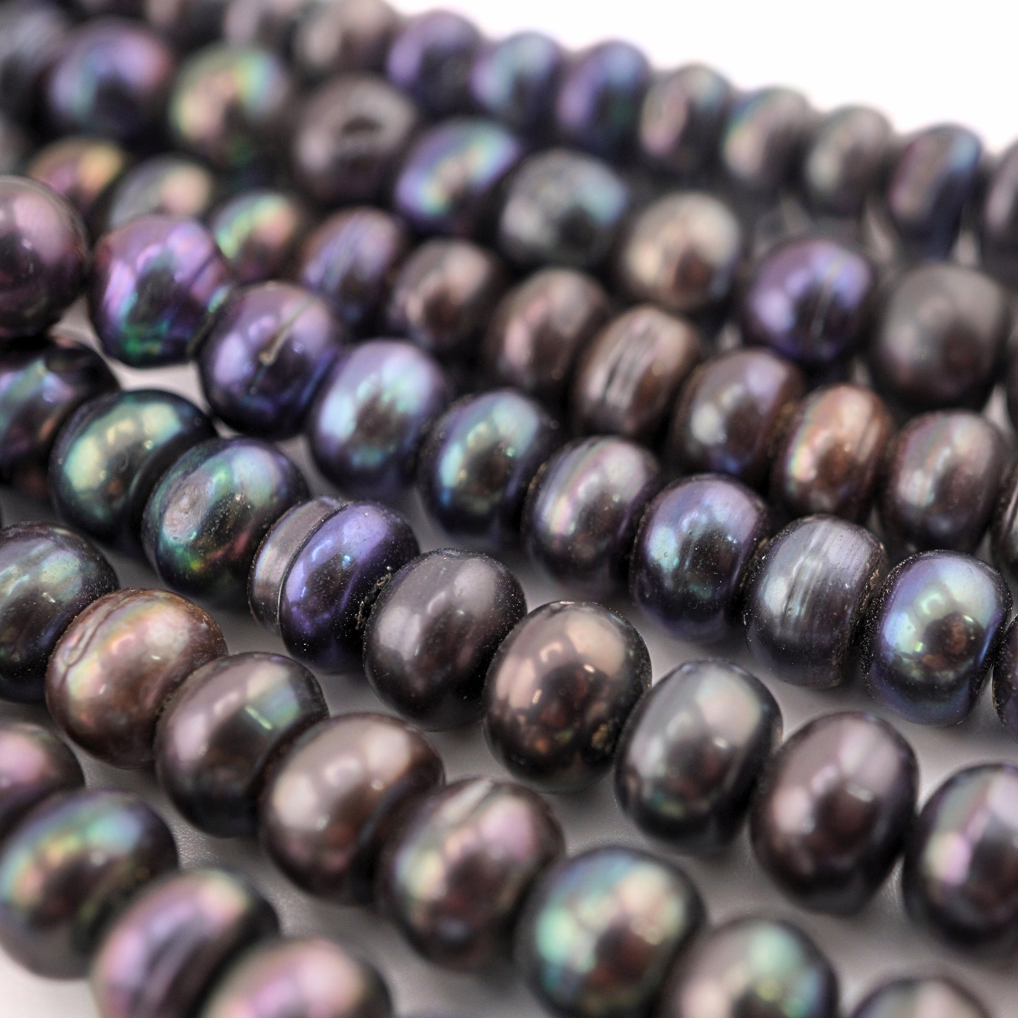 8 - 7 MM Peacock Button / Rondelle Freshwater Pearls Beads