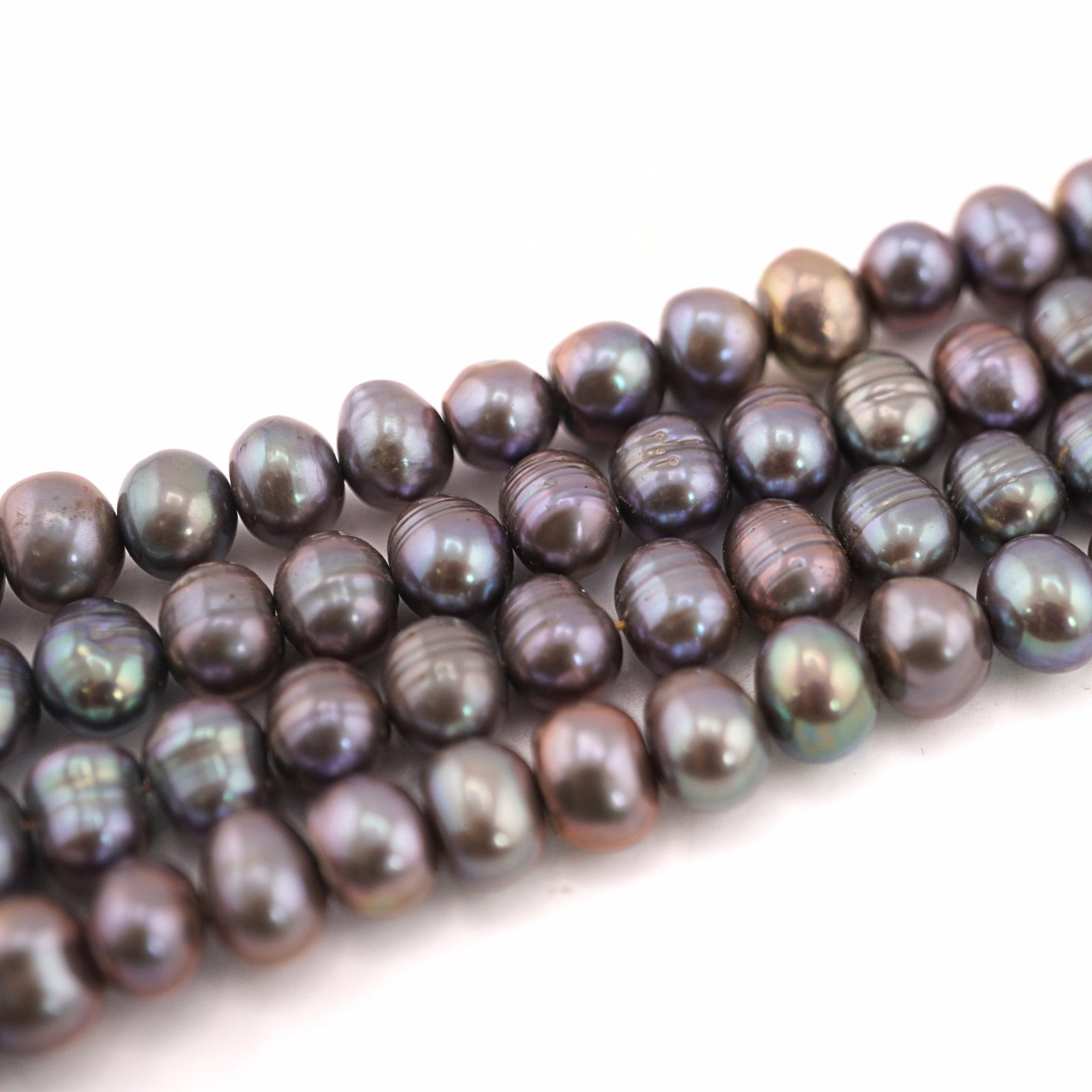 Peacock pearl beads for jewelry