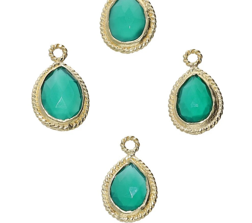 Green Onyx Pear Shape Gemstone Gold Plated Single Bail Bezel Charm Pendant