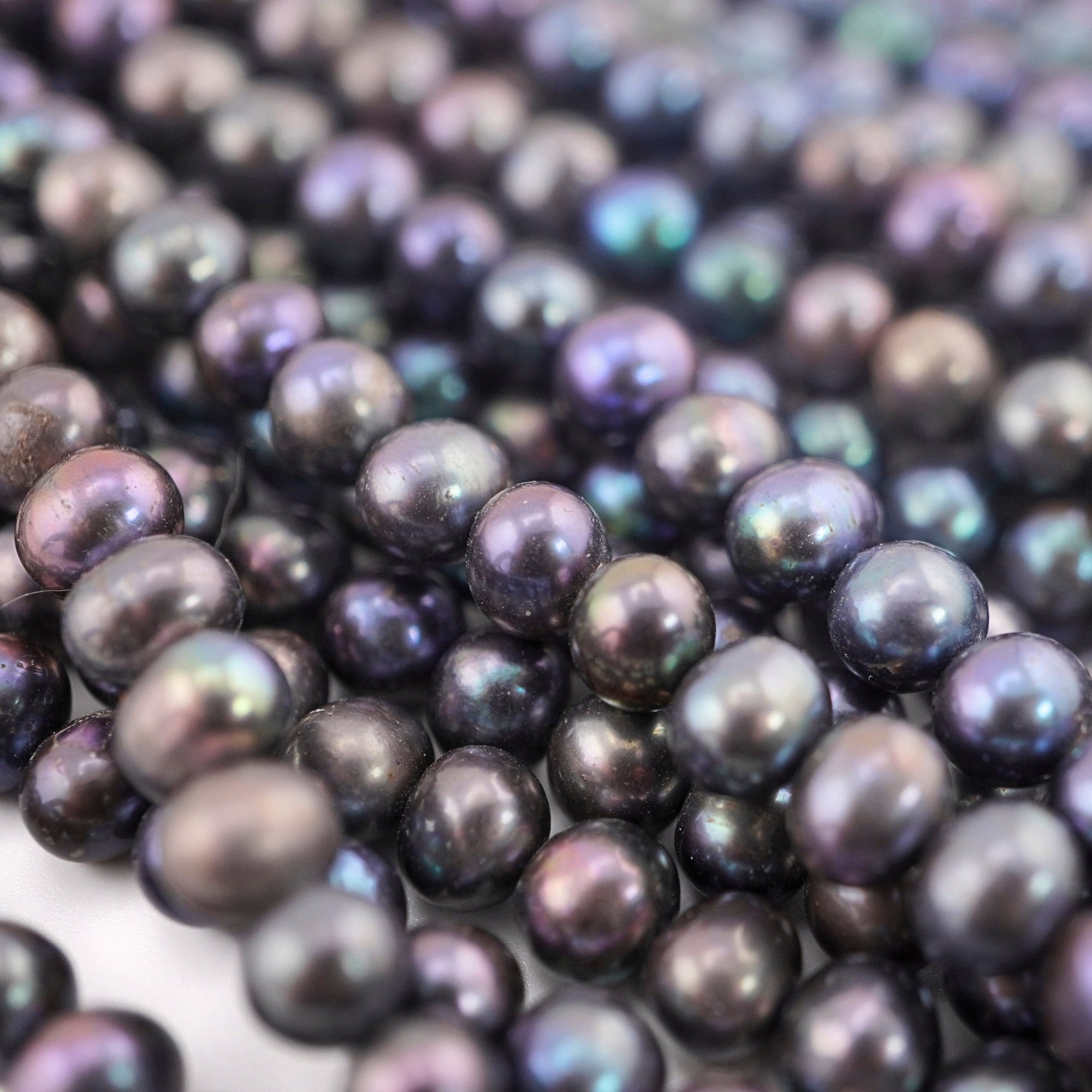 6 mm peacock freshwater pearl beads

