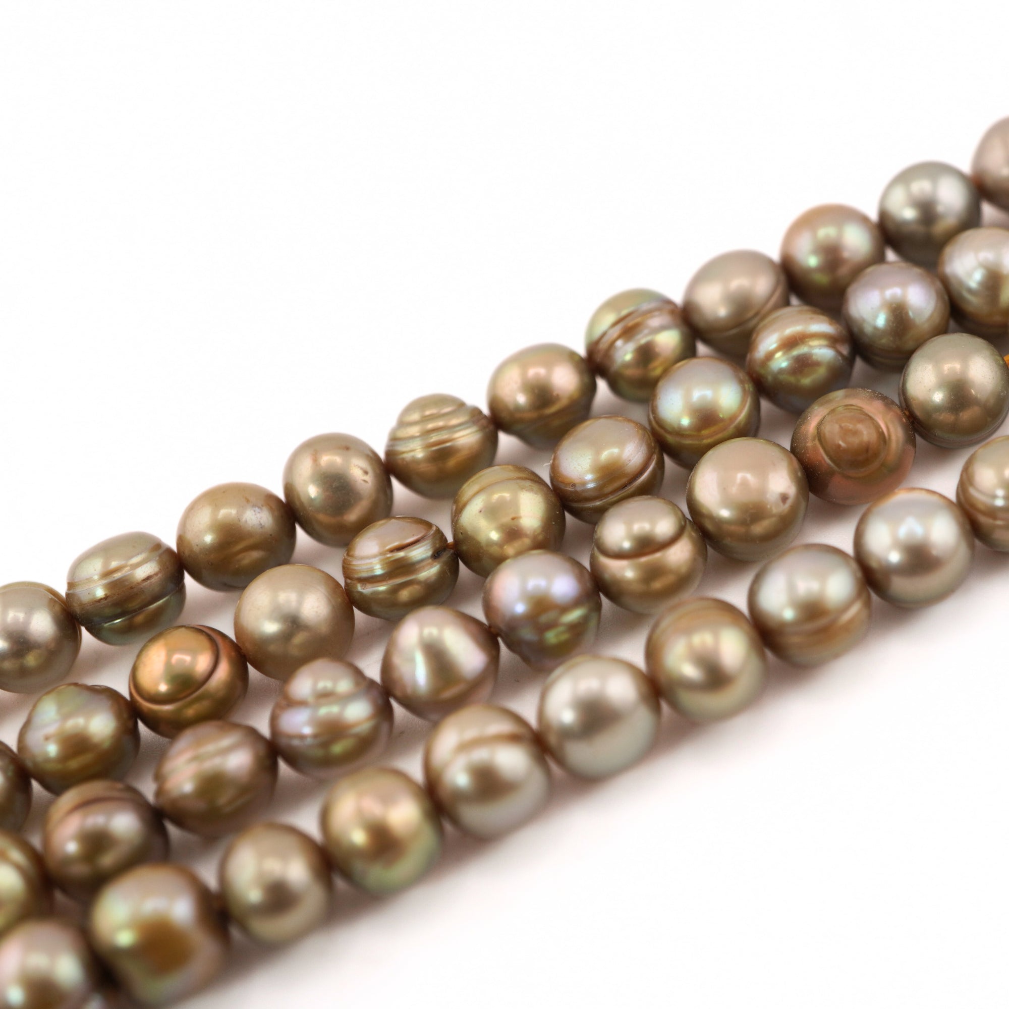Bulk pistachio pearls for necklaces

