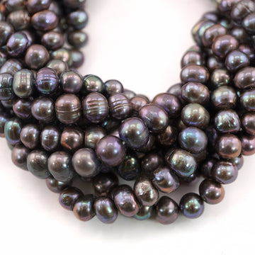 Cultured freshwater pearls peacock color

