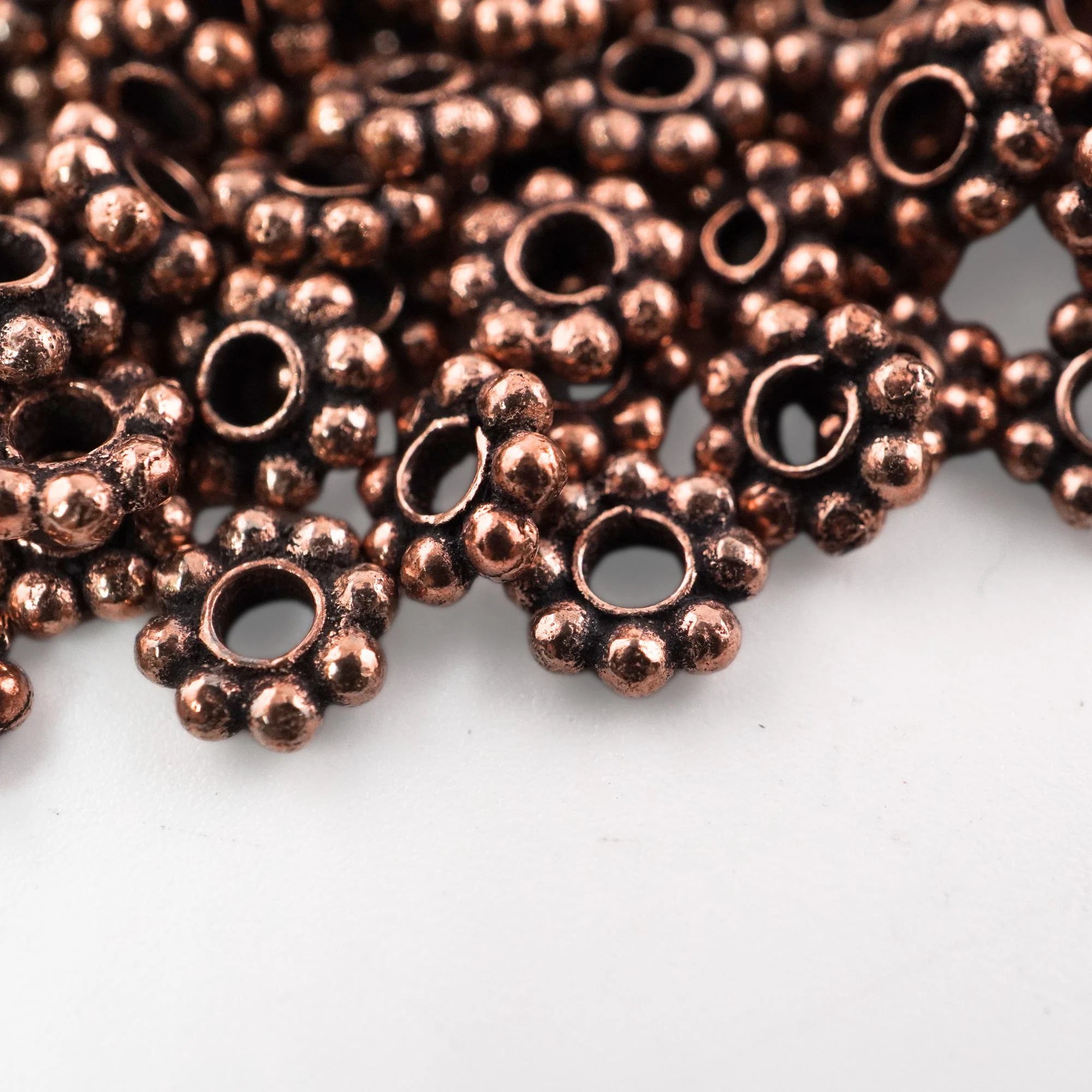 Daisy craft spacer beads strand

