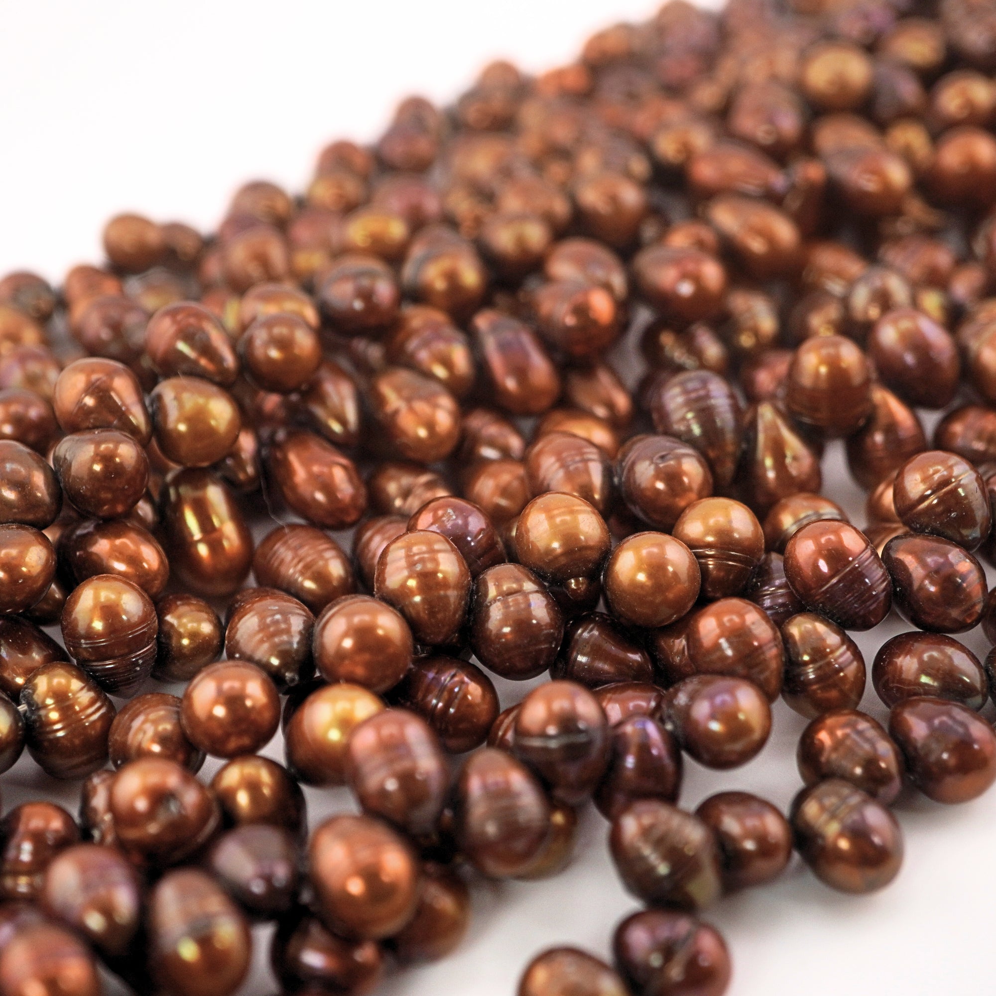 10 x 7-7 MM Chocolate Reddish Oval Freshwater Pearls Beads