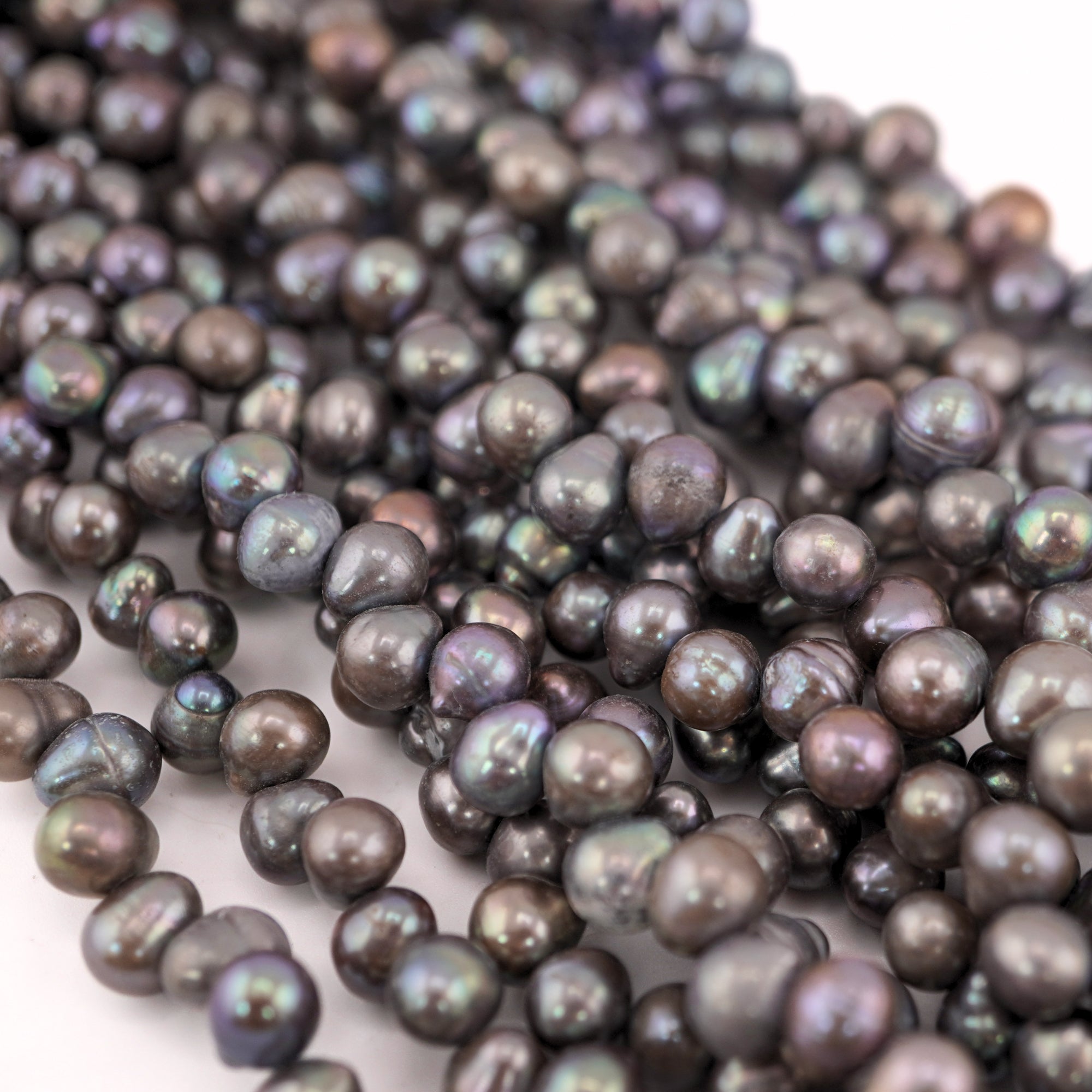 Freshwater beads for creative designs

