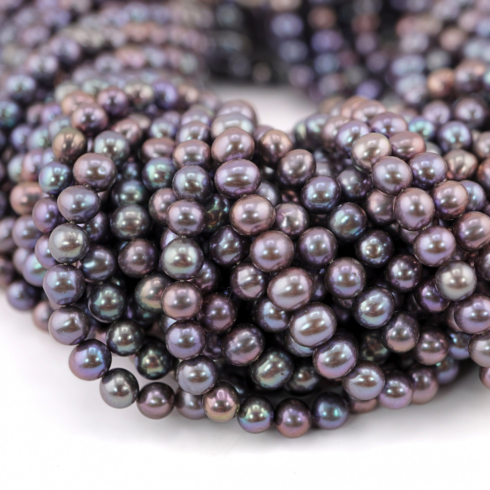 Iridescent Cultured Pearl Beads

