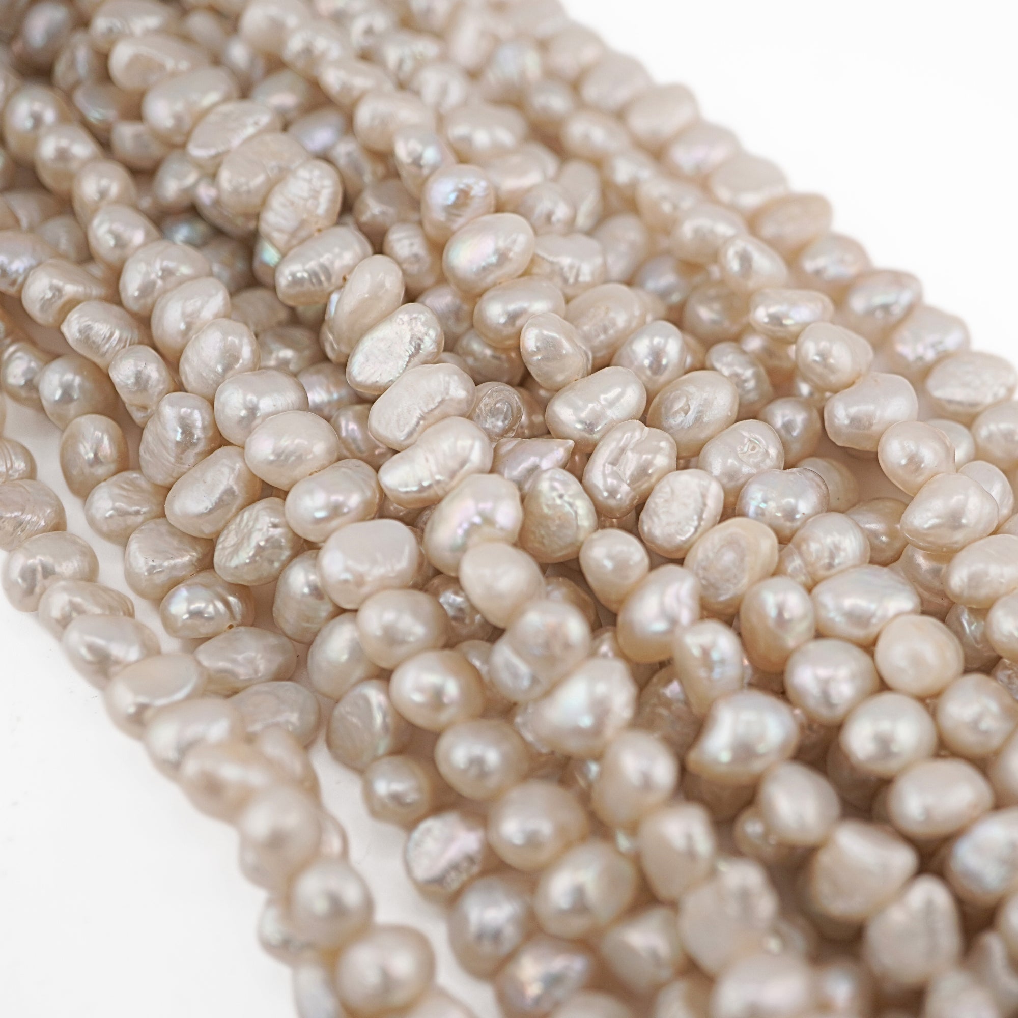 Loose Baroque Freshwater Pearls in Light Gray

