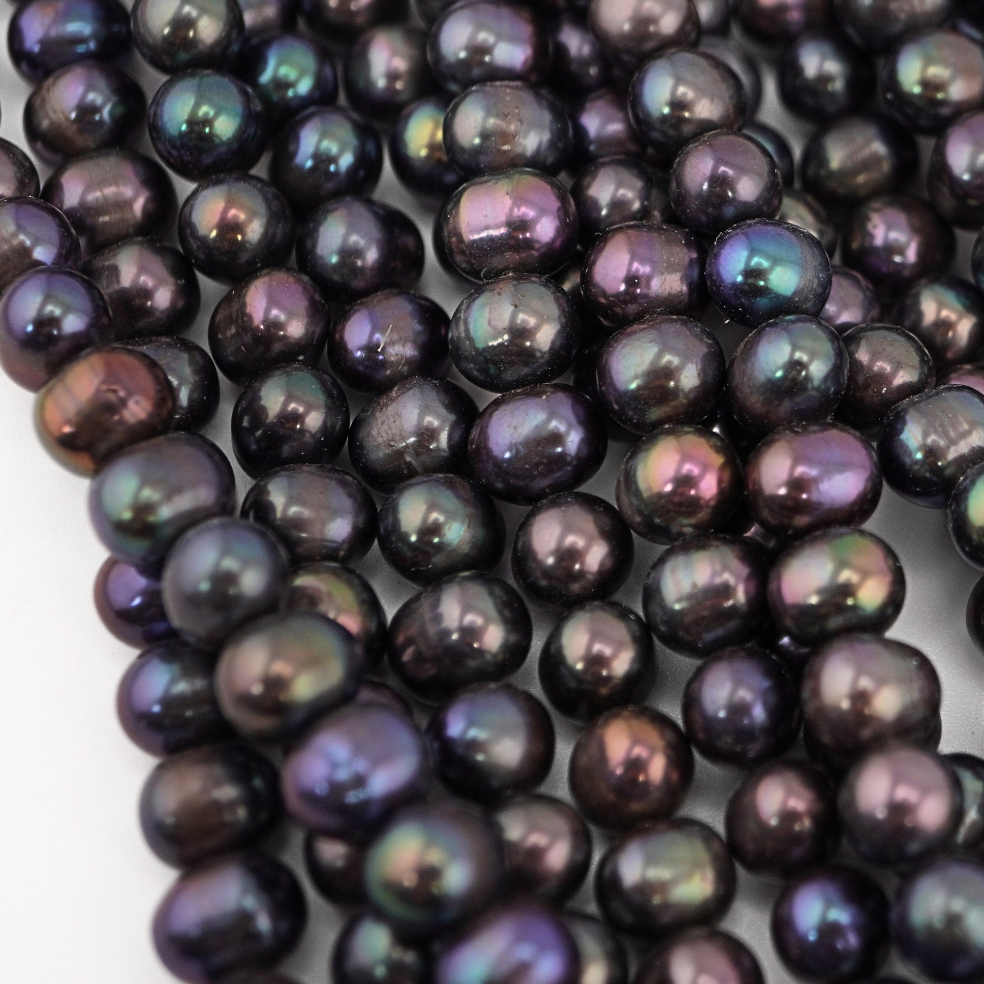 Organic Shape Peacock Pearls String


