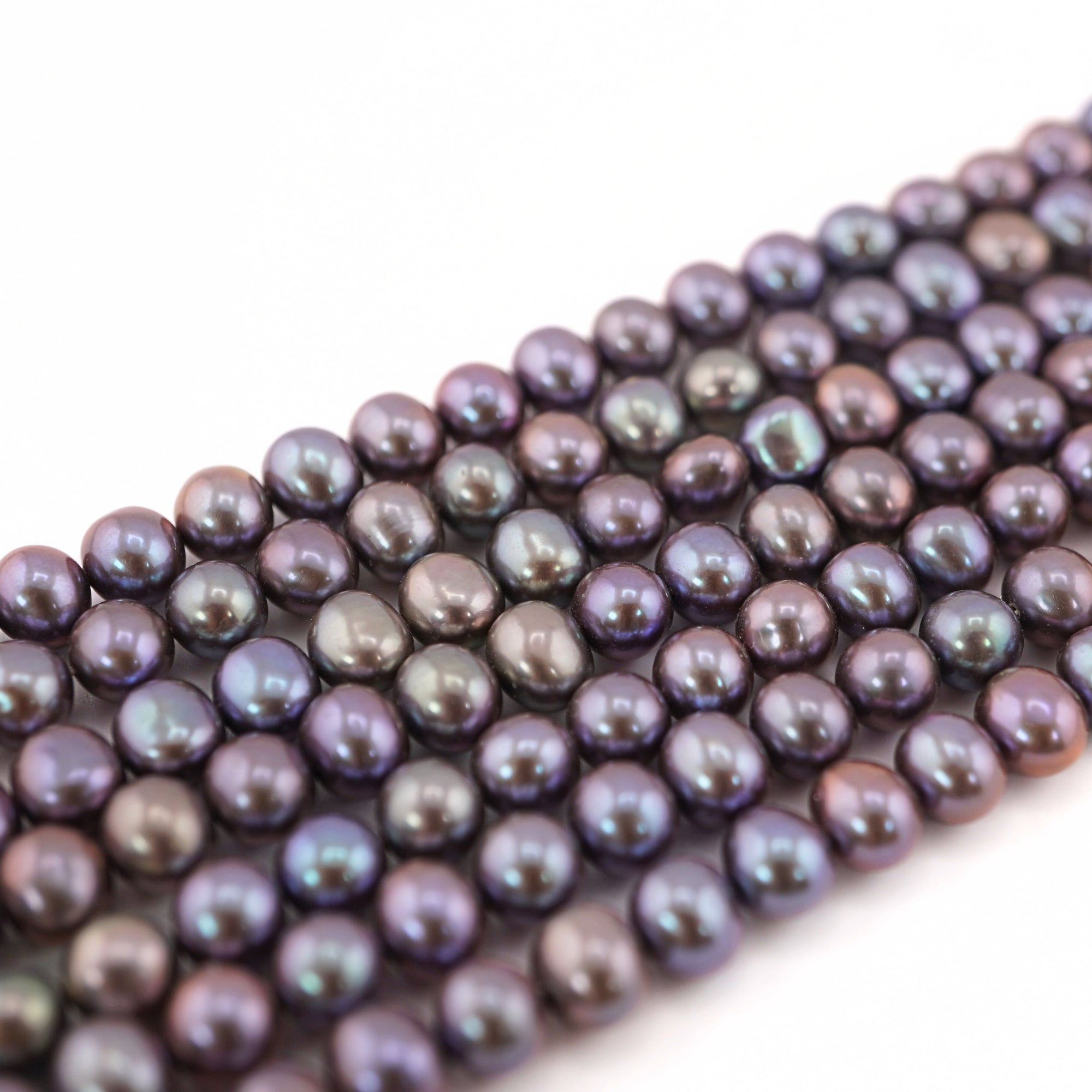 Organic shape freshwater pearls

