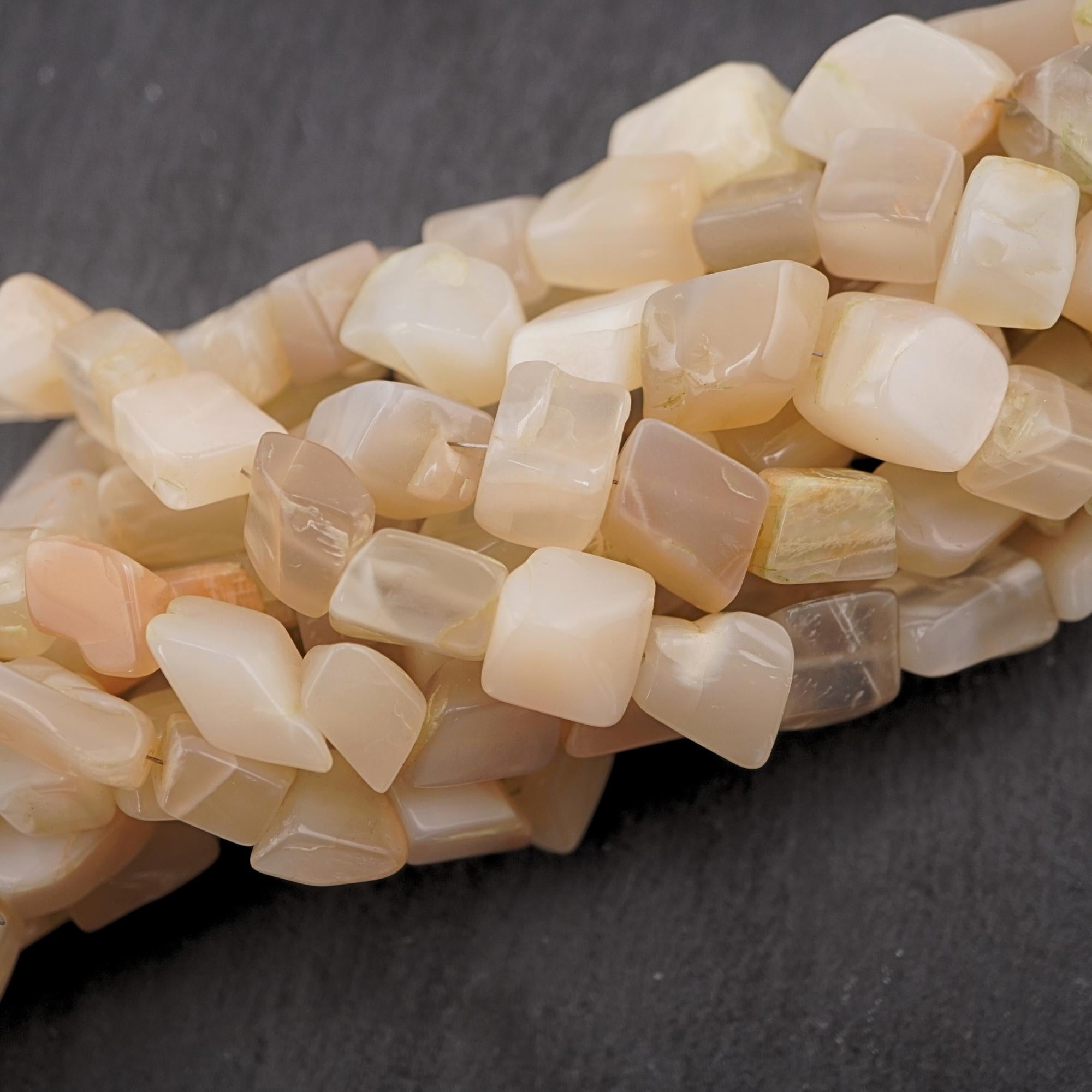 Peach Moonstone Smooth Pebble Nugget Shape Gemstone Stand Beads