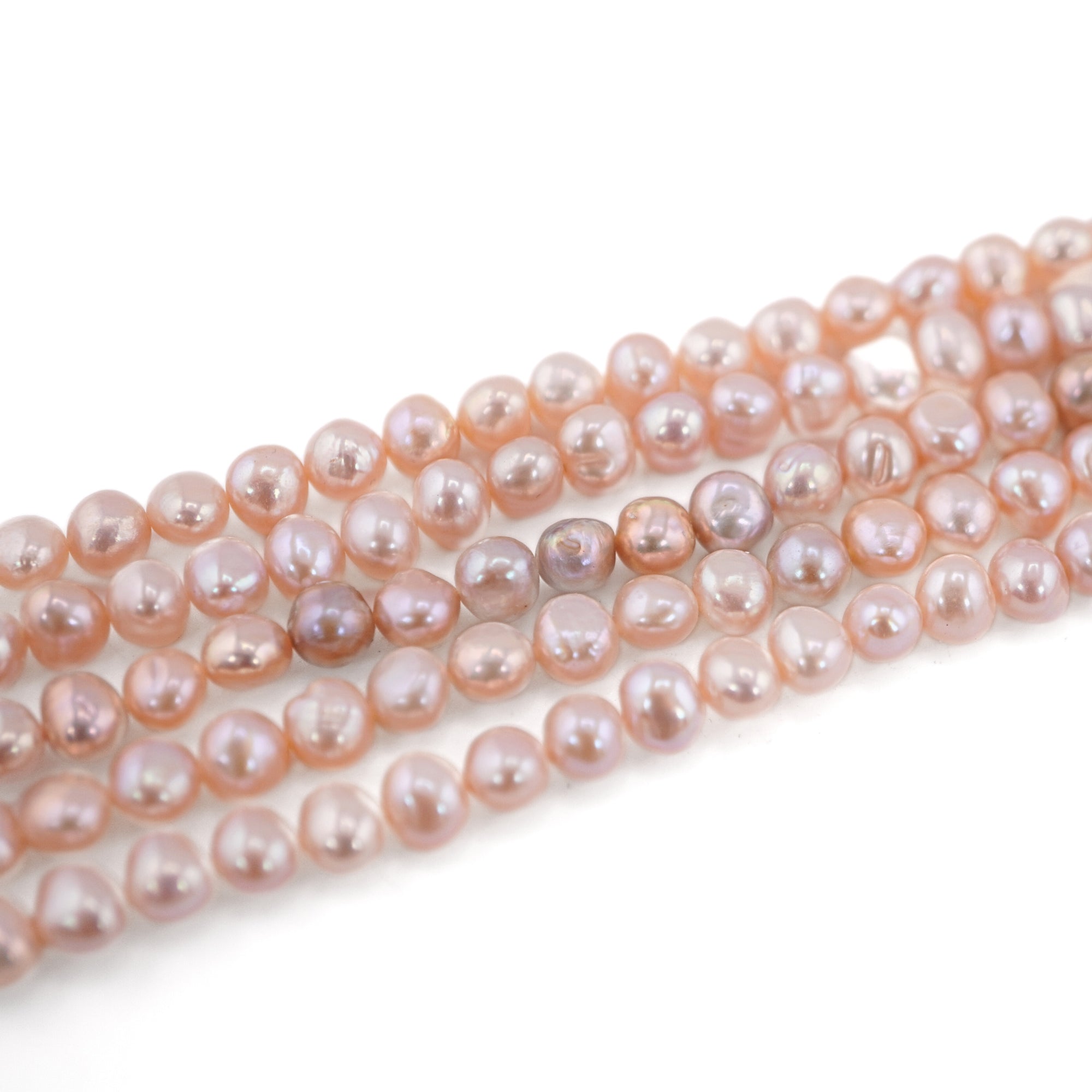 Pearl Gemstone Beads in Peach Color