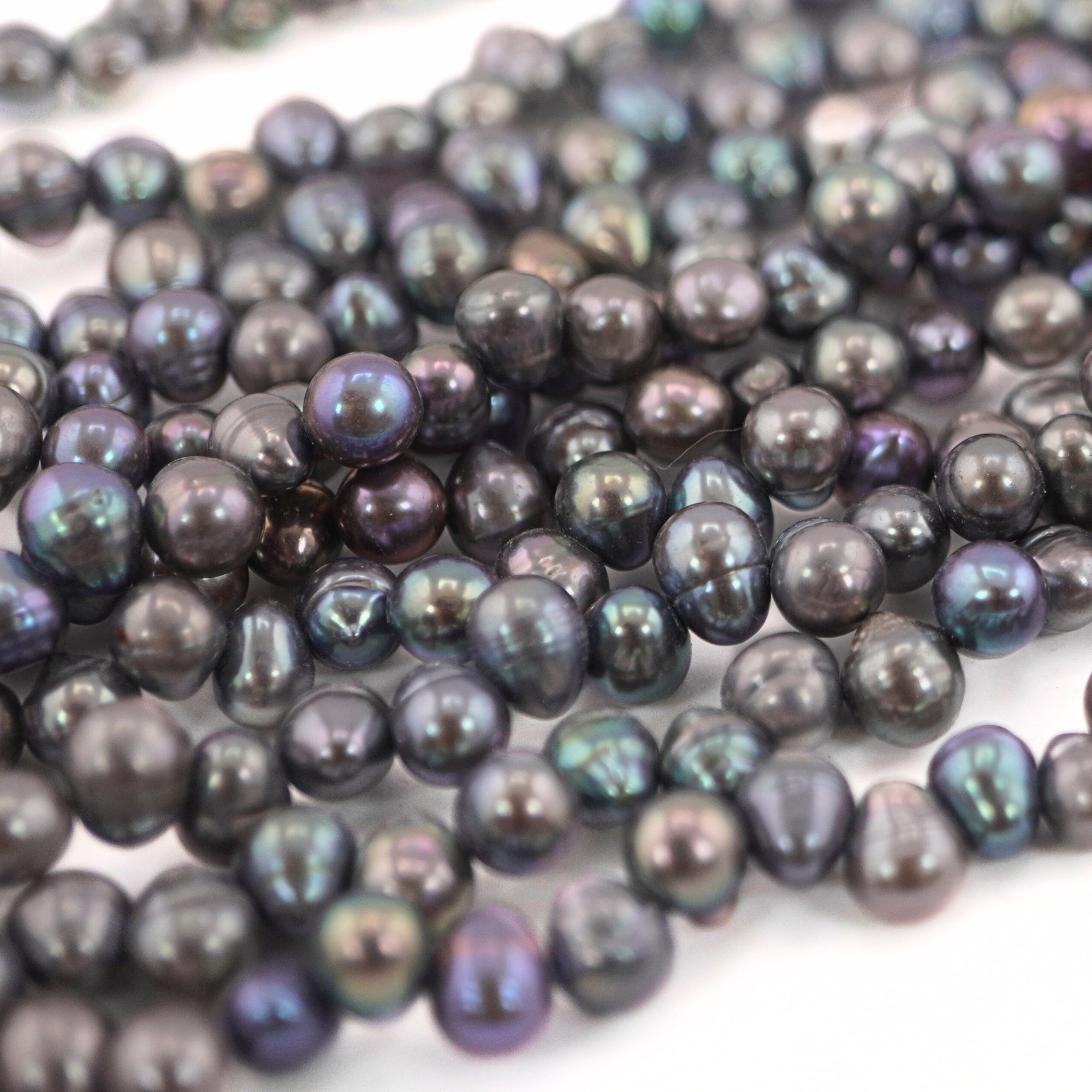 Premium Peacock Pearls for Bracelets and Necklaces

