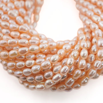 Soft peach pearl beads for necklaces

