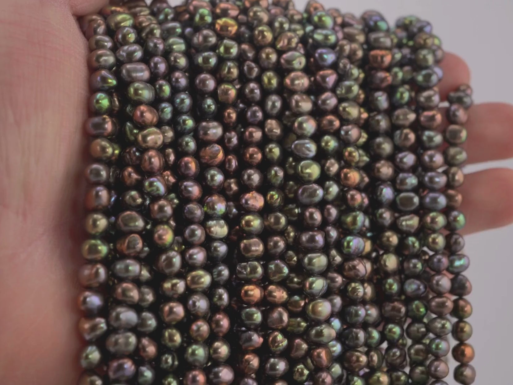 Pearl beads for necklace making

