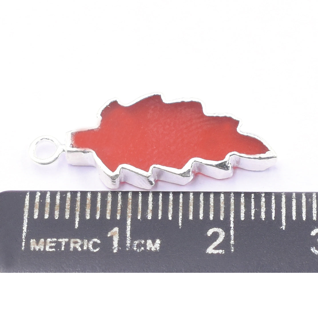 Red Onyx Leaf Shape 22 x 10 MM Silver Electroplated Pendant