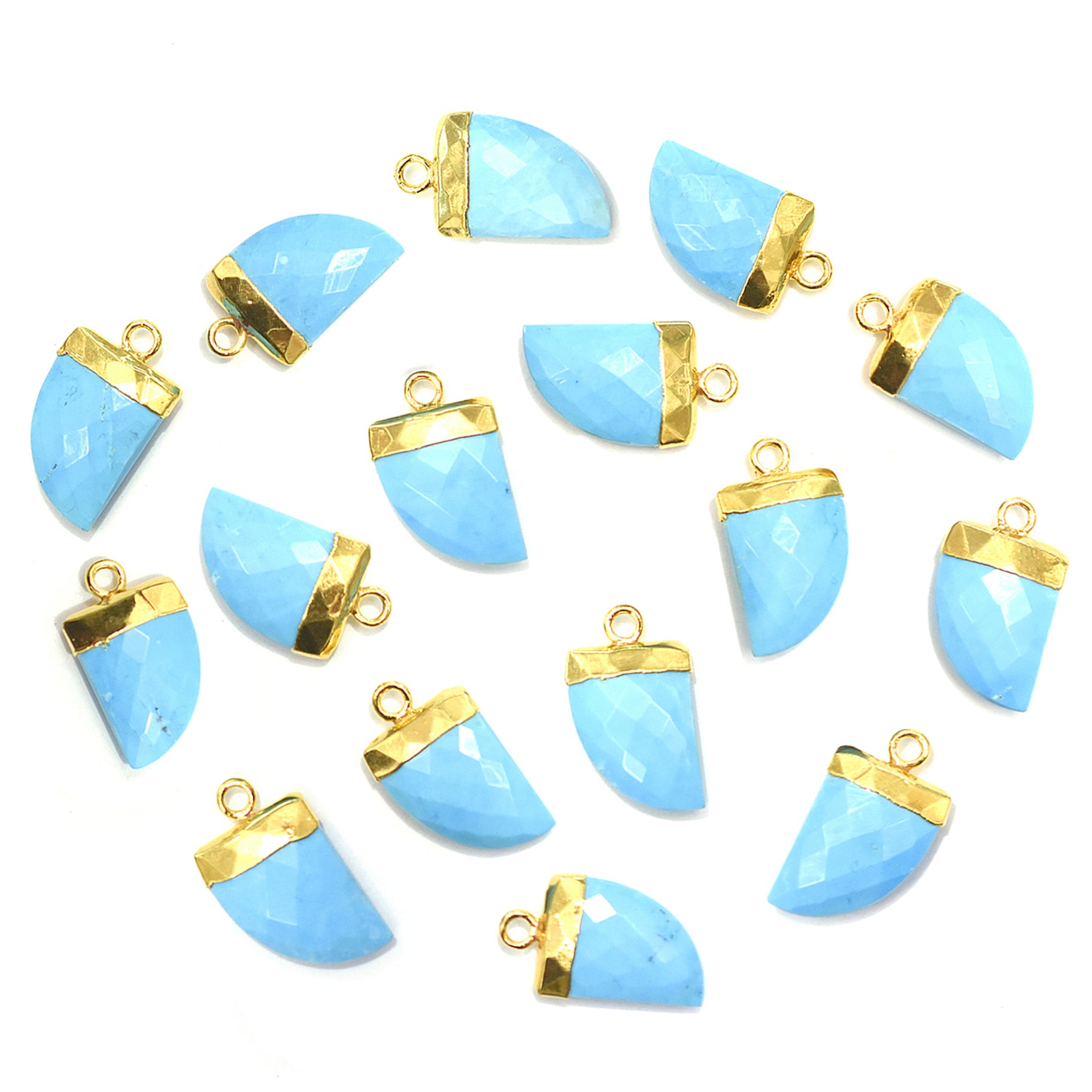 Howlite 14X10 MM Horn Shape Gold Electroplated Pendant